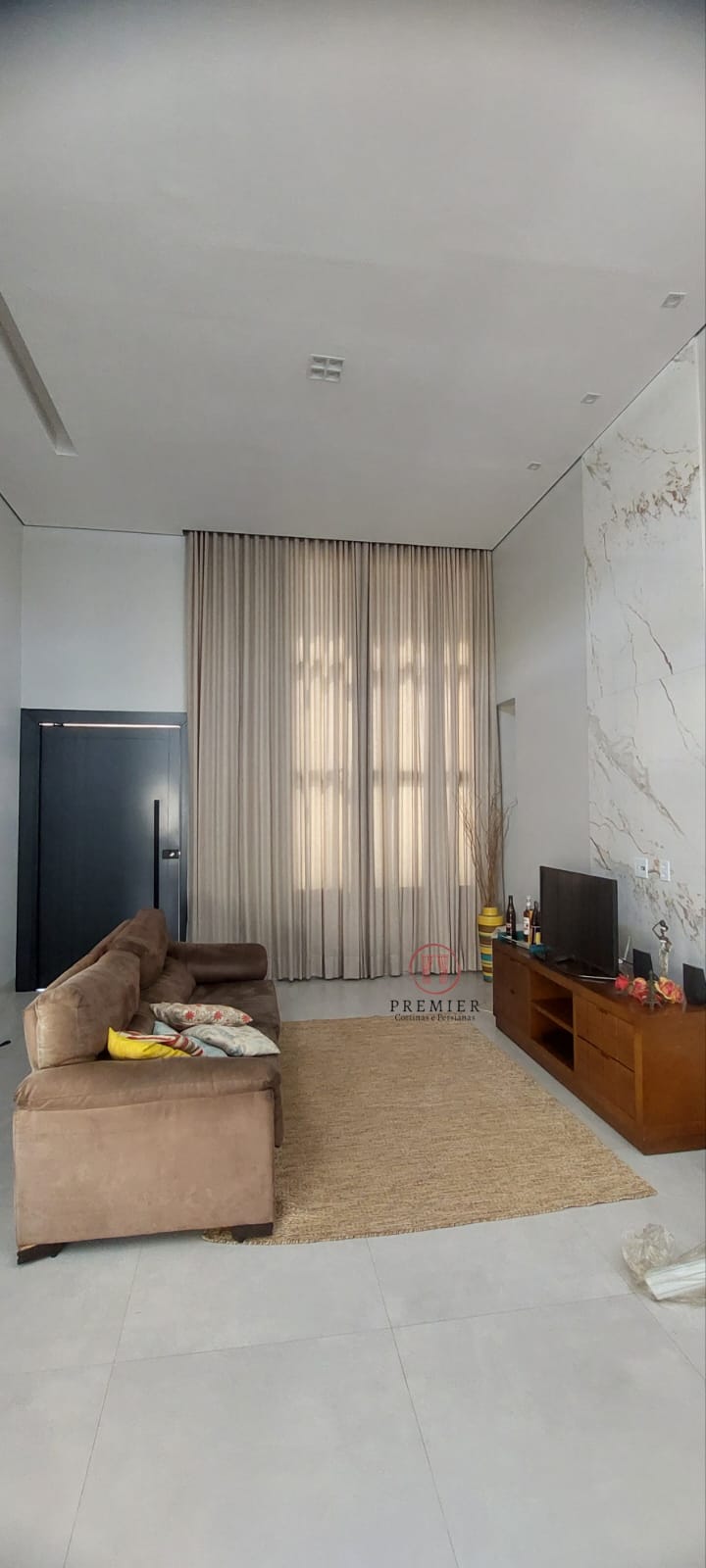 foto de ambiente com instalação feita pela Premier Cortinas