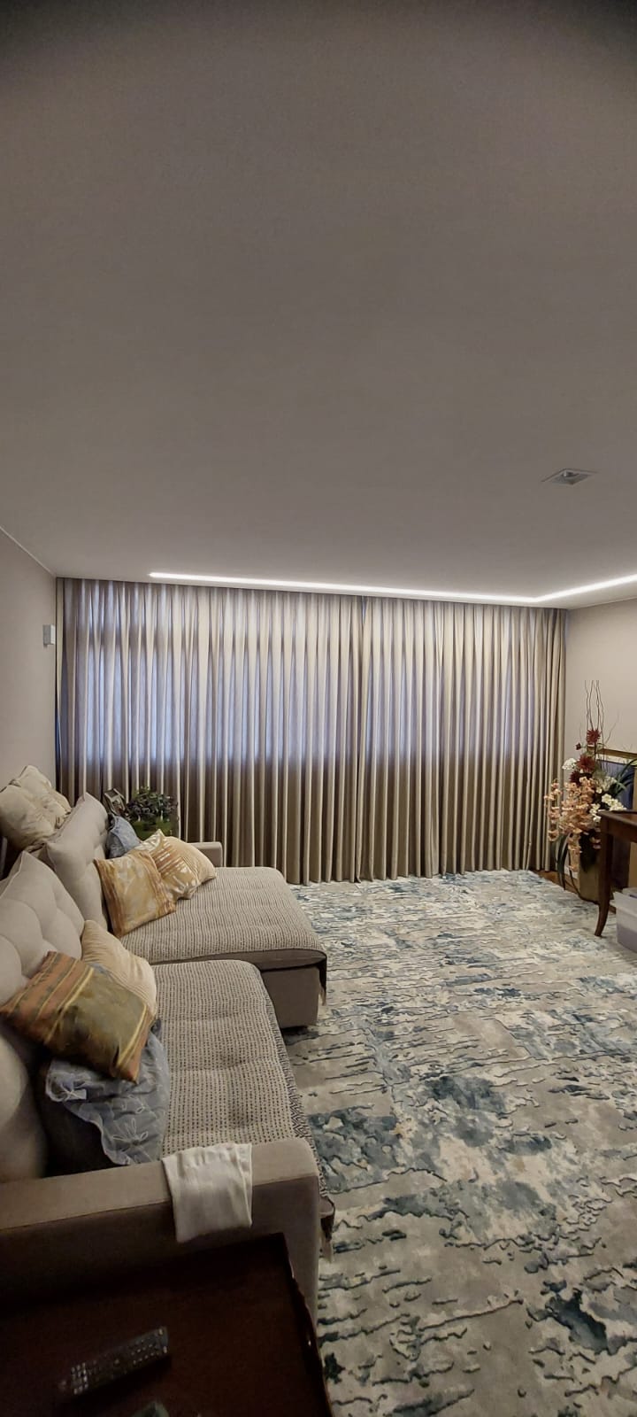 foto de ambiente com instalação feita pela Premier Cortinas