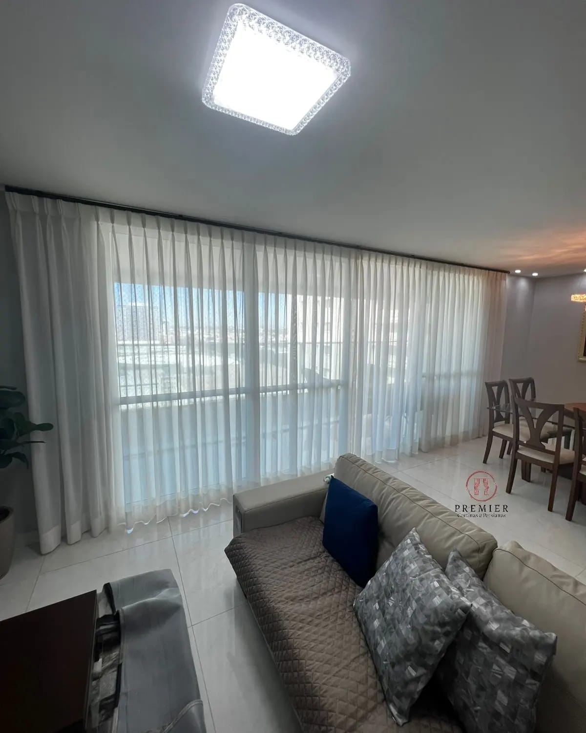 foto de ambiente com instalação feita pela Premier Cortinas