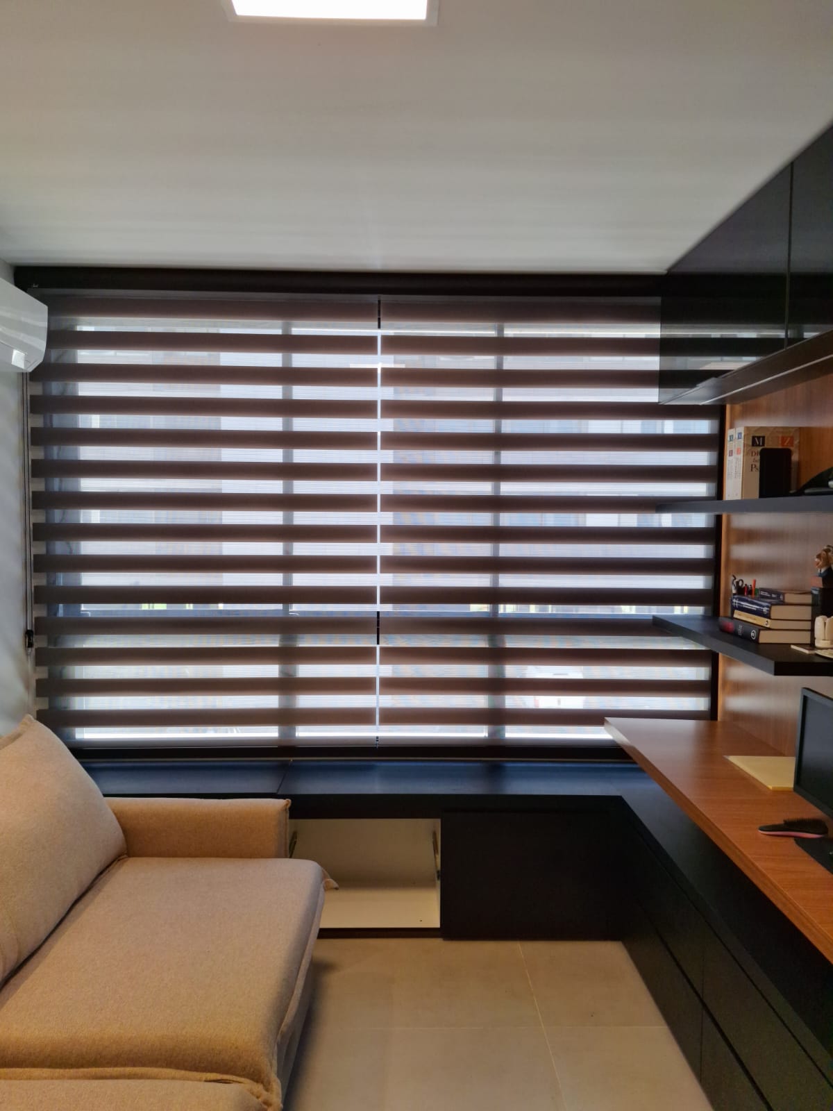 foto de ambiente com instalação feita pela Premier Cortinas